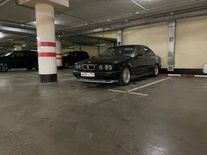 Автомобиль BMW 1994 г.