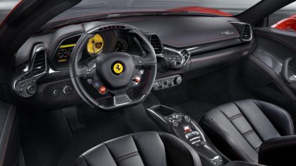 Автомобиль Ferrari 458 italia