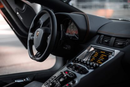 Автомобиль Lamborghini Aventador s 2020