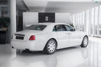 Автомобиль Rolls Royce Ghost